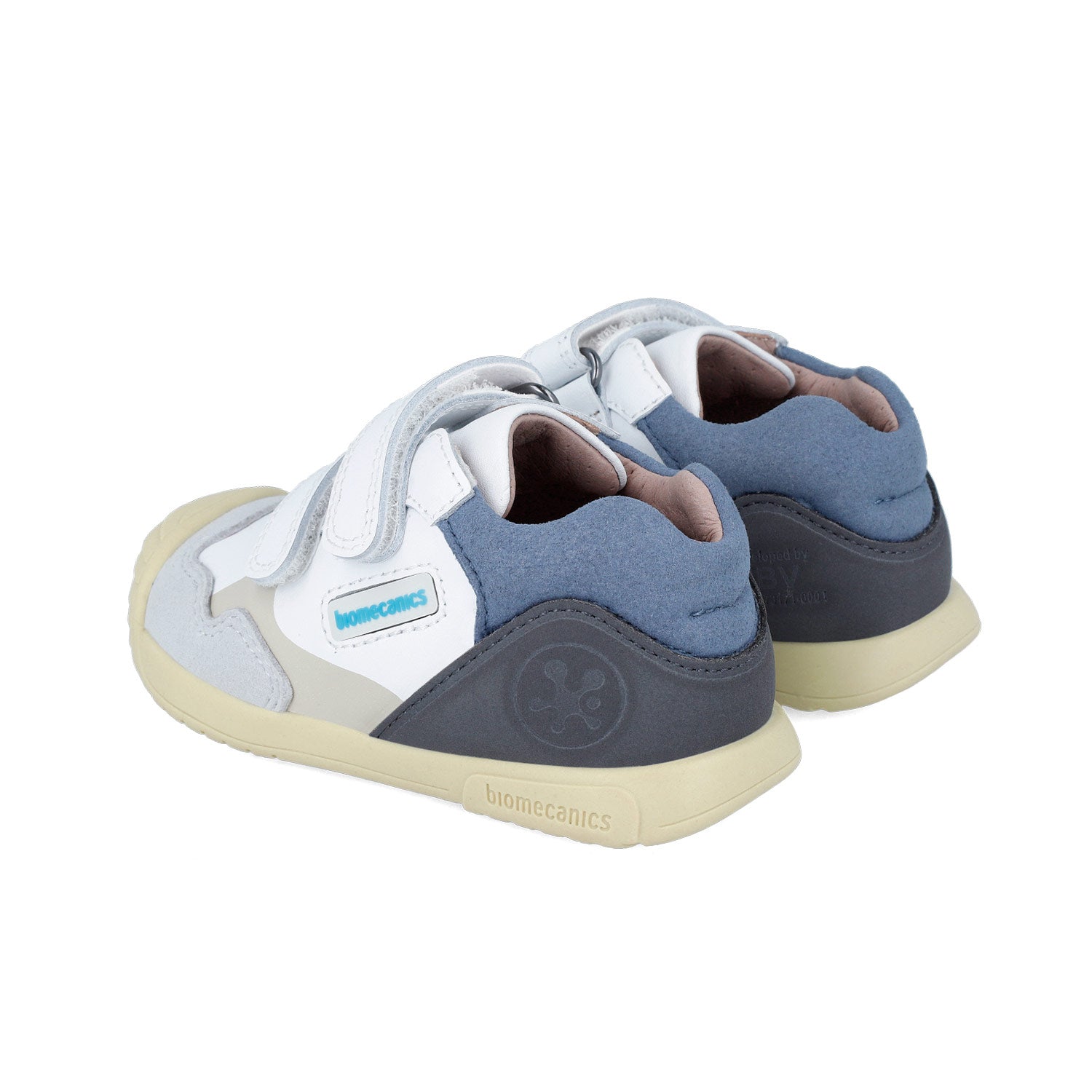BIOMECANICS 241130C050FB - CALZADO PARA NI?O CORTE TEXTIL Y PISO SINTETICO