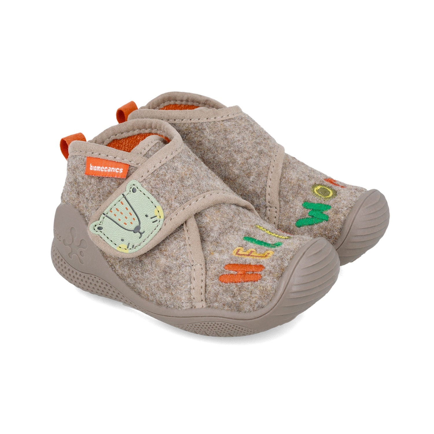 BIOMECANIC 241154C208 - CALZADO PARA NIÑO CORTE TEXTIL Y PISO SINTETICO