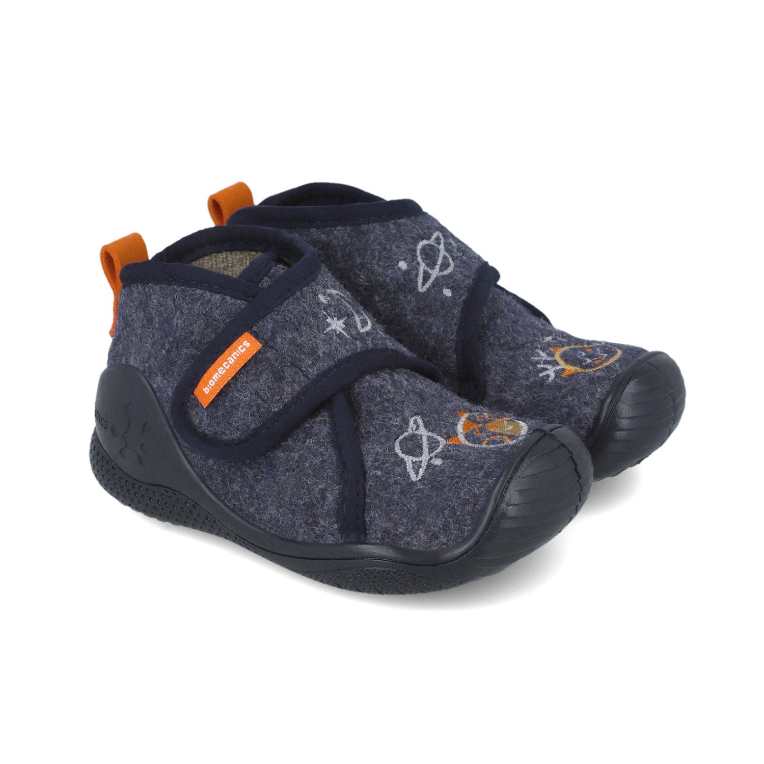 BIOMECANICS 251144A089 - CALZADO PARA NIÑO-SEÑORA-CABALLERO CORTE TEXTIL Y PISO SINTETICO