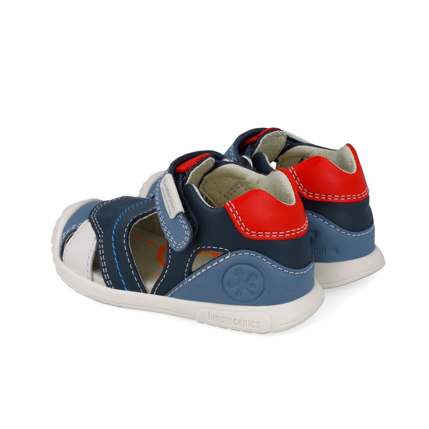 BIOMECANICS SANDALIA PARA NIÑO CORTE DE PIEL Y PISO SINTETICO 252126A556